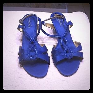 Cobalt blue strappy formal kitten heels size 10